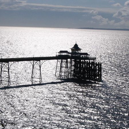 The Highcliffe Hotel Clevedon Ruang foto