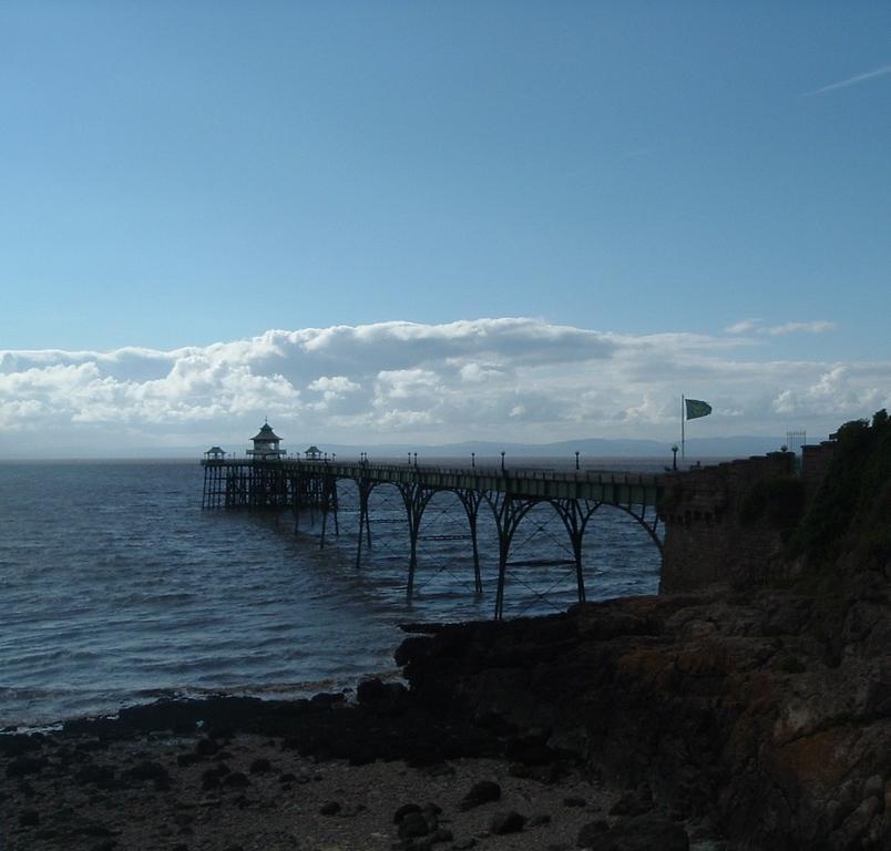 The Highcliffe Hotel Clevedon Ruang foto